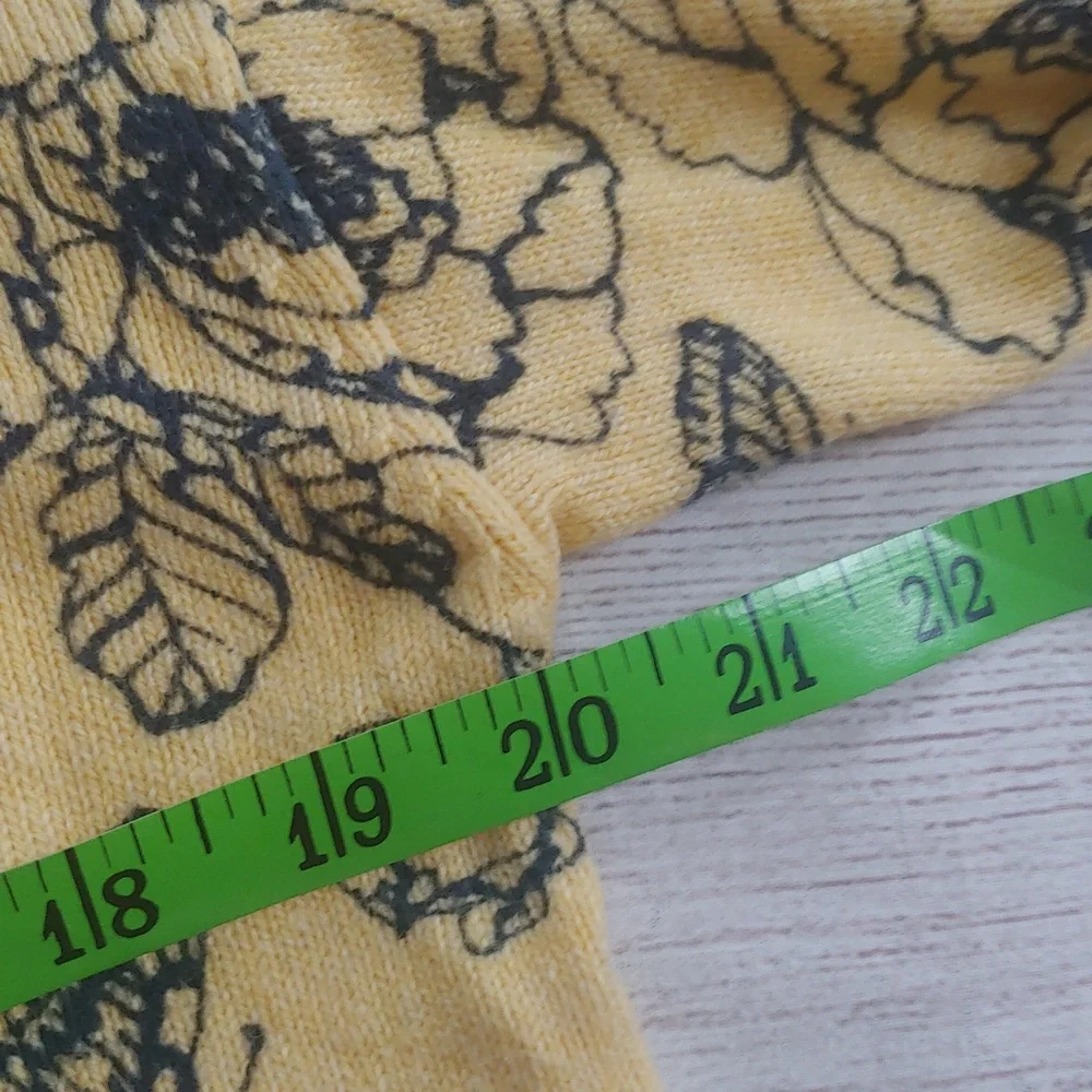 J. JILL COTTON BLEND LIGHTWEIGHT FLORAL SWEATER